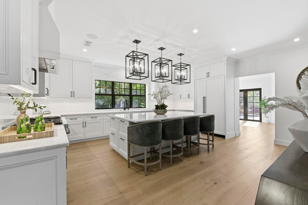 На продажу: $7,300,000 (4 спален, 4 ванн, 4167 Квадратных фут)