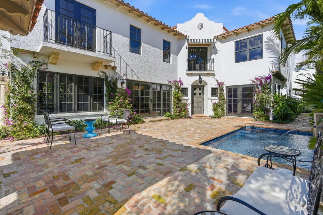 На продажу: $7,300,000 (4 спален, 4 ванн, 4167 Квадратных фут)