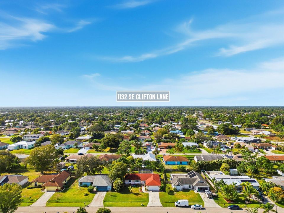 For Sale: $374,000 (3 beds, 2 baths, 1564 Square Feet)