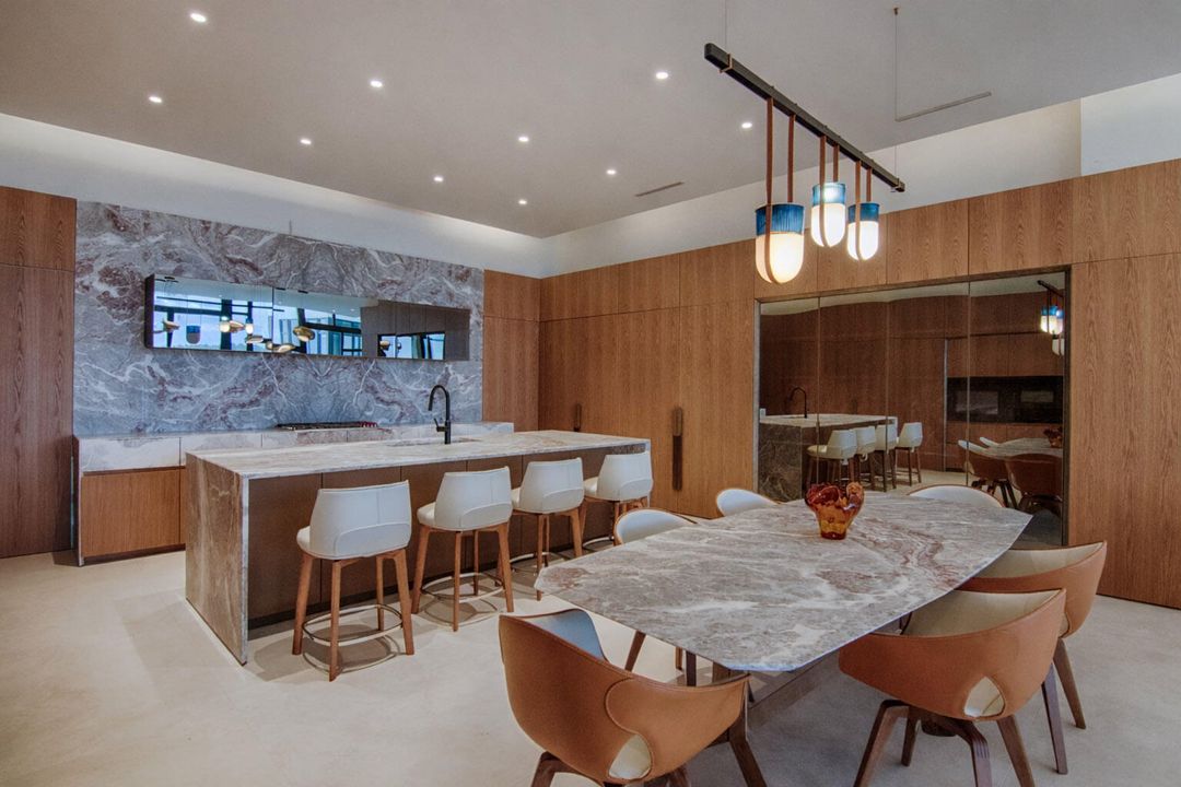 待售: $42,500,000 (7 贝兹, 7 浴室, 11228 平方英尺)