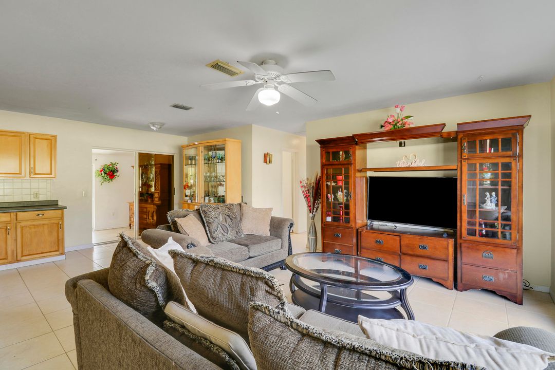 En Venta: $283,000 (3 camas, 1 baños, 1380 Pies cuadrados)