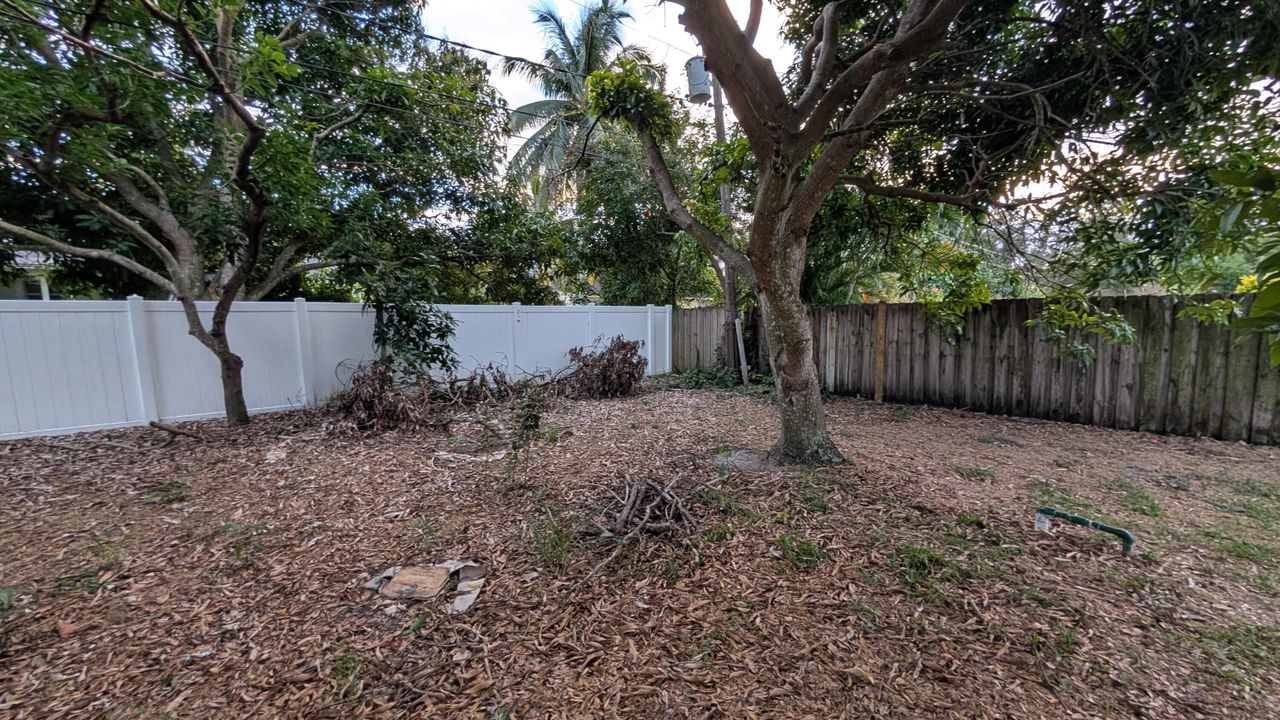 待售: $295,995 (2 贝兹, 2 浴室, 925 平方英尺)