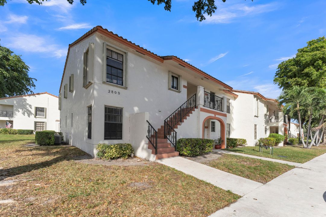 En Venta: $320,000 (2 camas, 2 baños, 938 Pies cuadrados)