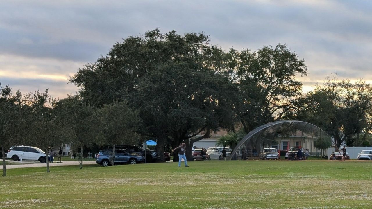 待售: $295,995 (2 贝兹, 2 浴室, 925 平方英尺)