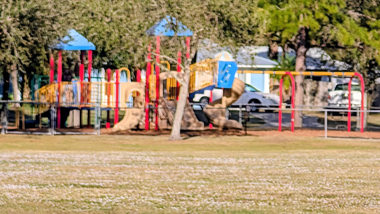 待售: $295,995 (2 贝兹, 2 浴室, 925 平方英尺)