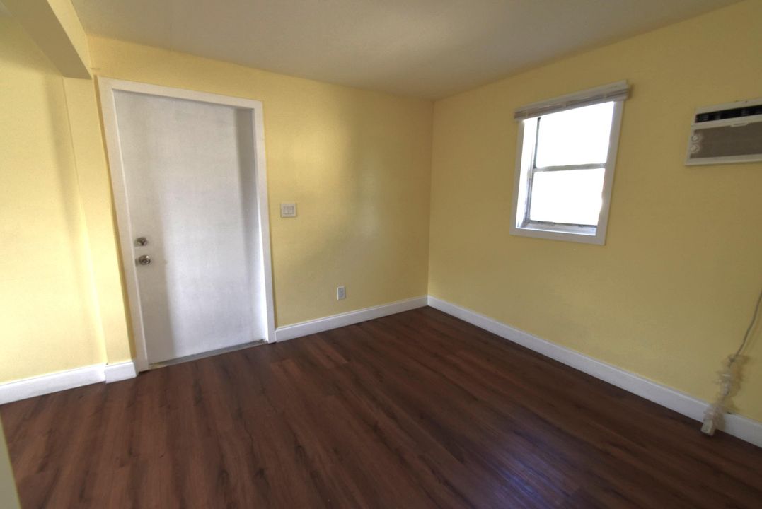 В аренду: $1,600 (2 спален, 1 ванн, 585 Квадратных фут)