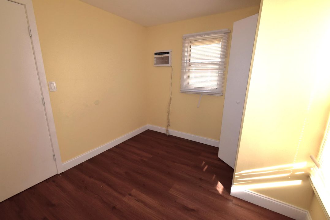 В аренду: $1,600 (2 спален, 1 ванн, 585 Квадратных фут)