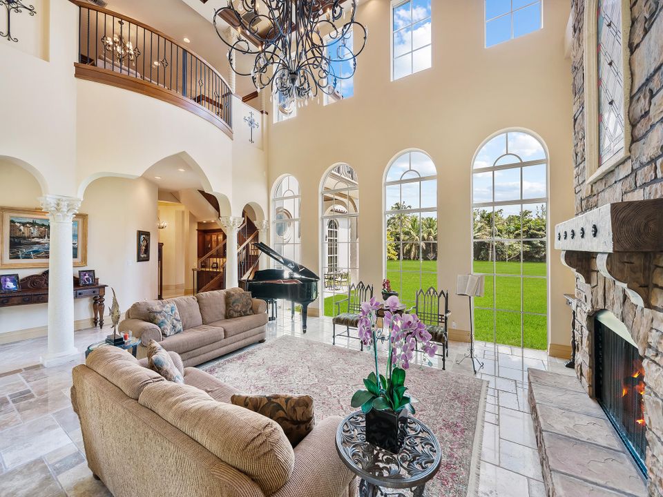 For Sale: $5,900,000 (6 beds, 7 baths, 8257 Square Feet)