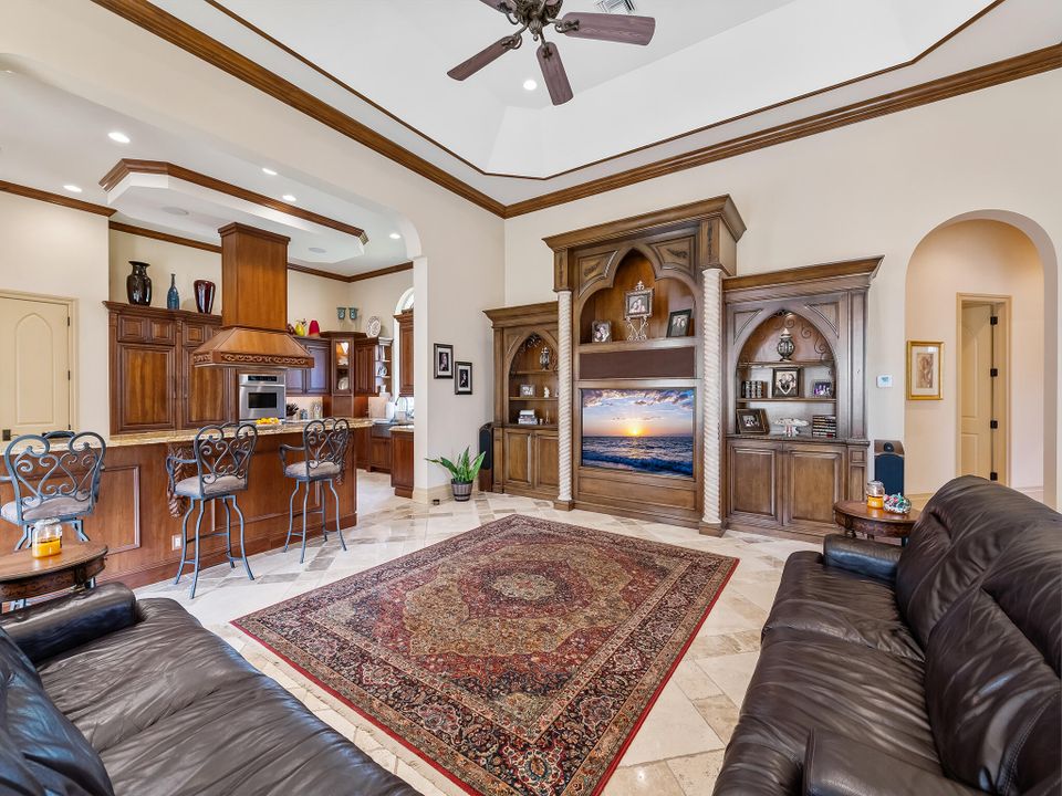 For Sale: $5,900,000 (6 beds, 7 baths, 8257 Square Feet)