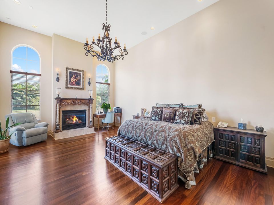 For Sale: $5,900,000 (6 beds, 7 baths, 8257 Square Feet)