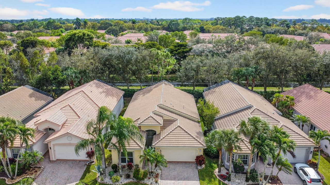 待售: $550,000 (3 贝兹, 2 浴室, 2188 平方英尺)