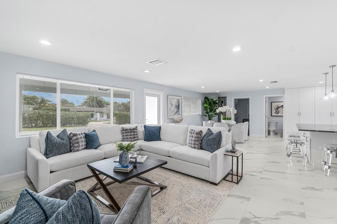 For Sale: $2,200,000 (4 beds, 2 baths, 2003 Square Feet)