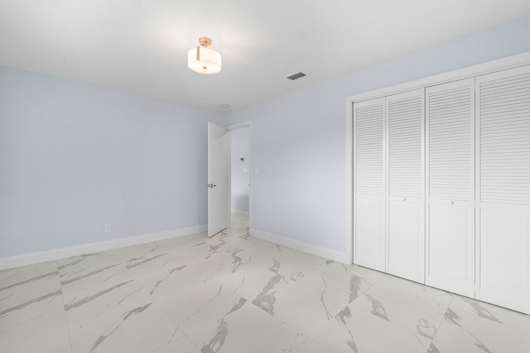 For Sale: $2,200,000 (4 beds, 2 baths, 2003 Square Feet)