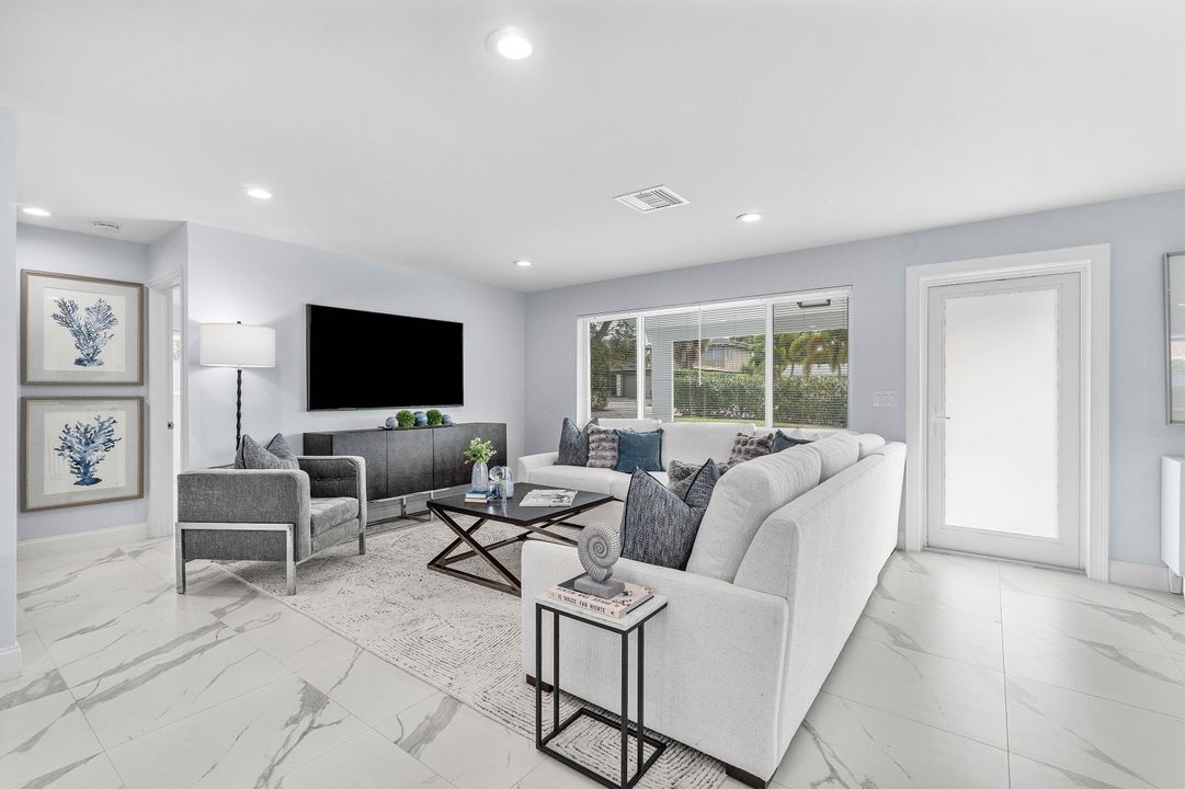 For Sale: $2,200,000 (4 beds, 2 baths, 2003 Square Feet)