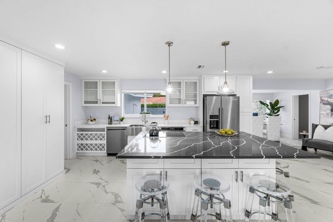 For Sale: $2,200,000 (4 beds, 2 baths, 2003 Square Feet)