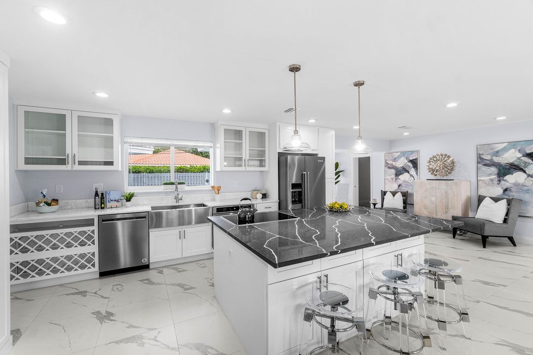 For Sale: $2,200,000 (4 beds, 2 baths, 2003 Square Feet)