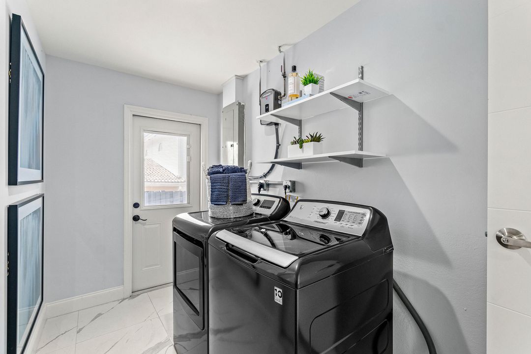 For Sale: $2,200,000 (4 beds, 2 baths, 2003 Square Feet)