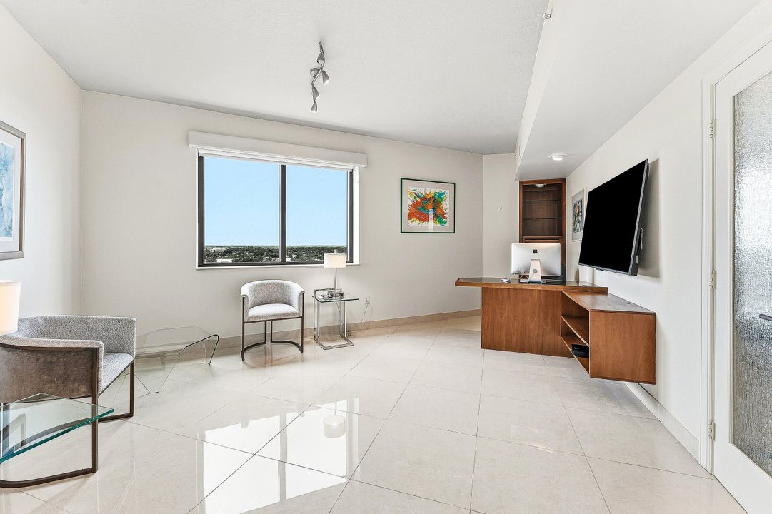 待售: $999,999 (3 贝兹, 3 浴室, 2494 平方英尺)