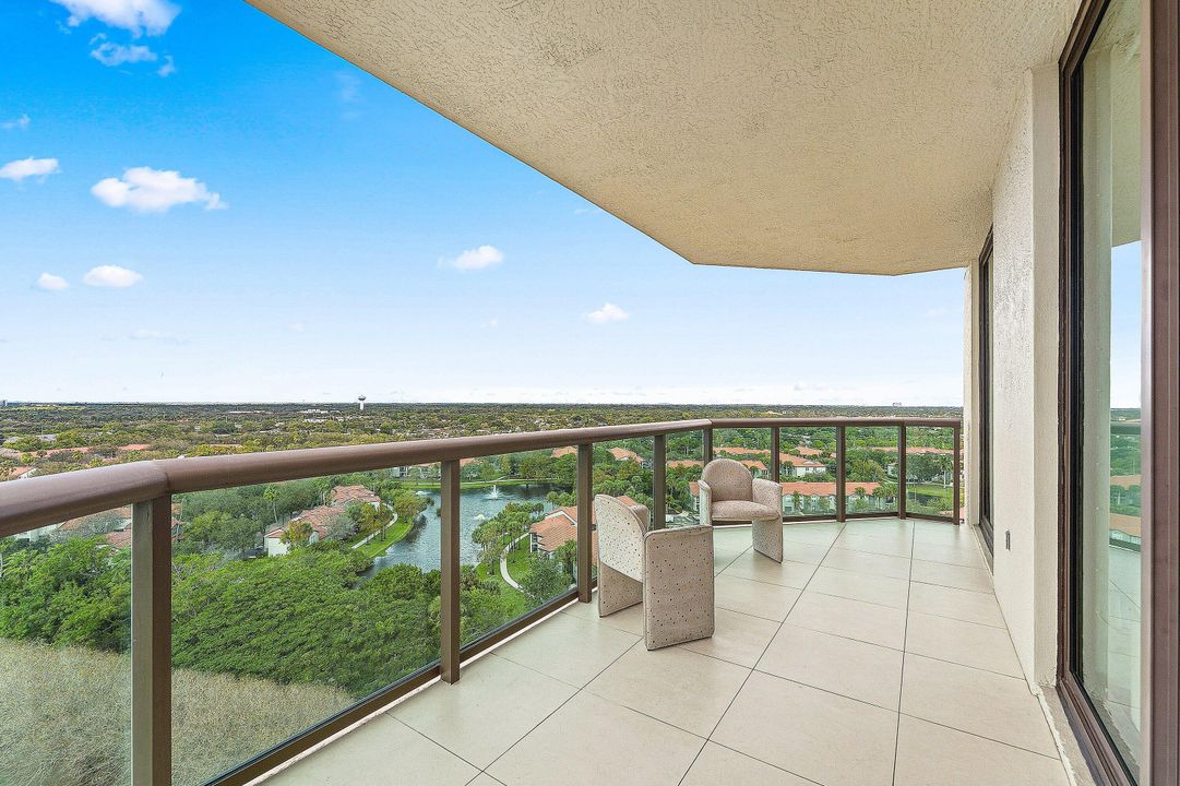 待售: $999,999 (3 贝兹, 3 浴室, 2494 平方英尺)