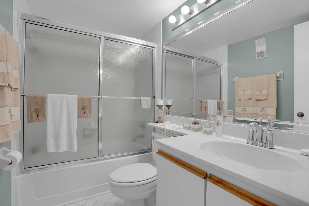 For Sale: $195,000 (2 beds, 2 baths, 1178 Square Feet)