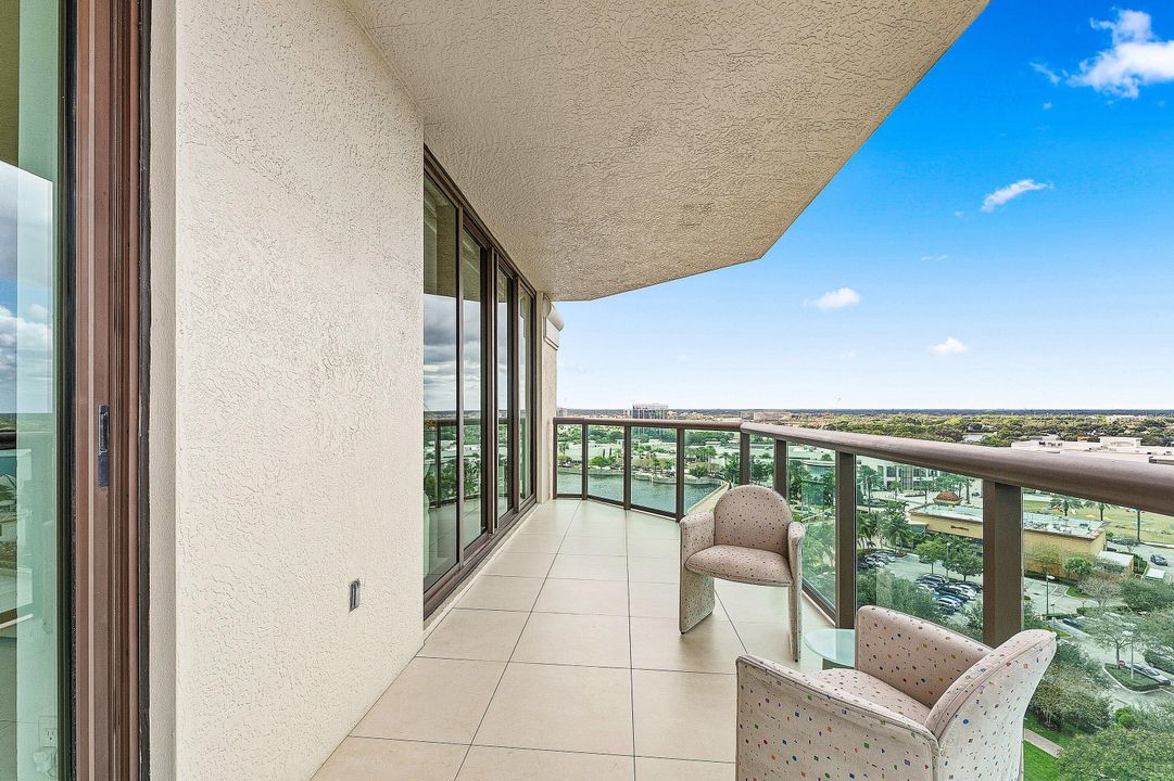 待售: $999,999 (3 贝兹, 3 浴室, 2494 平方英尺)