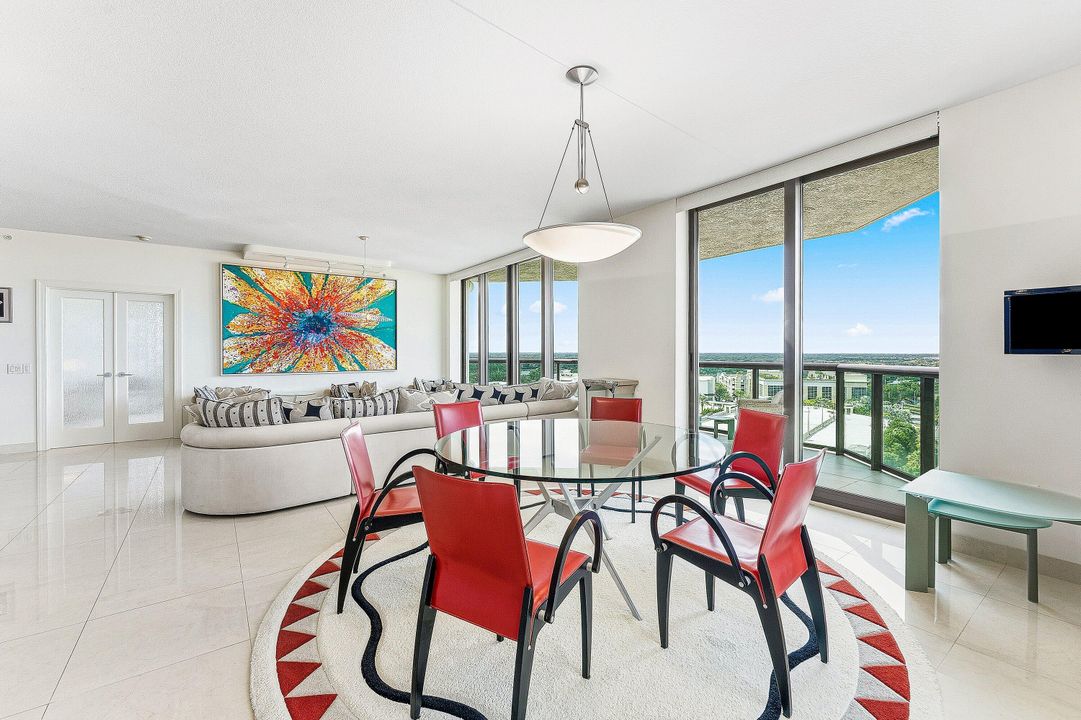 待售: $999,999 (3 贝兹, 3 浴室, 2494 平方英尺)