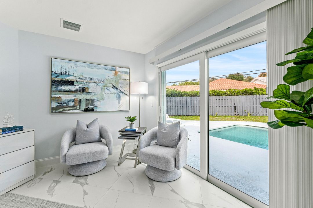 For Sale: $2,200,000 (4 beds, 2 baths, 2003 Square Feet)