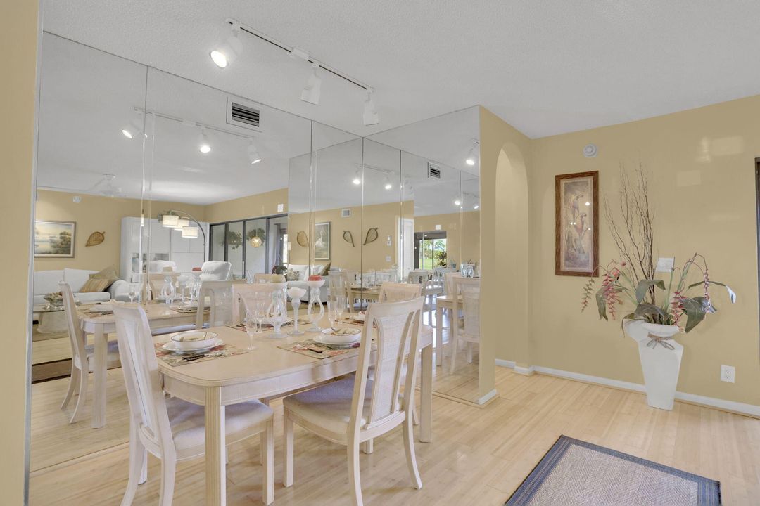 For Sale: $195,000 (2 beds, 2 baths, 1178 Square Feet)