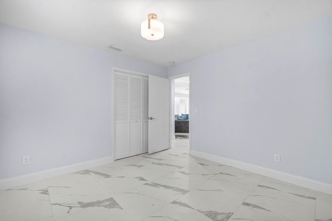 For Sale: $2,200,000 (4 beds, 2 baths, 2003 Square Feet)