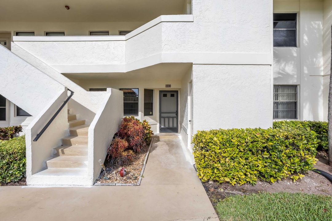 For Sale: $195,000 (2 beds, 2 baths, 1178 Square Feet)