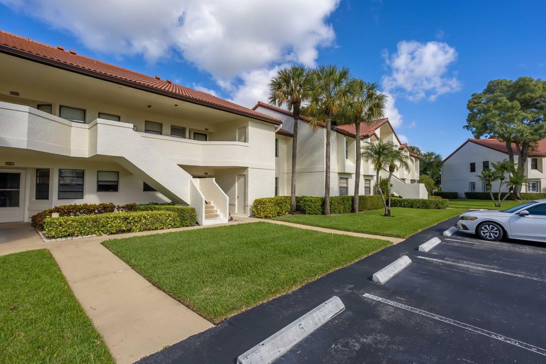 For Sale: $195,000 (2 beds, 2 baths, 1178 Square Feet)