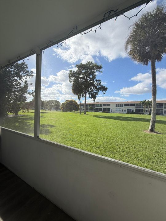 В аренду: $1,200 (1 спален, 1 ванн, 615 Квадратных фут)