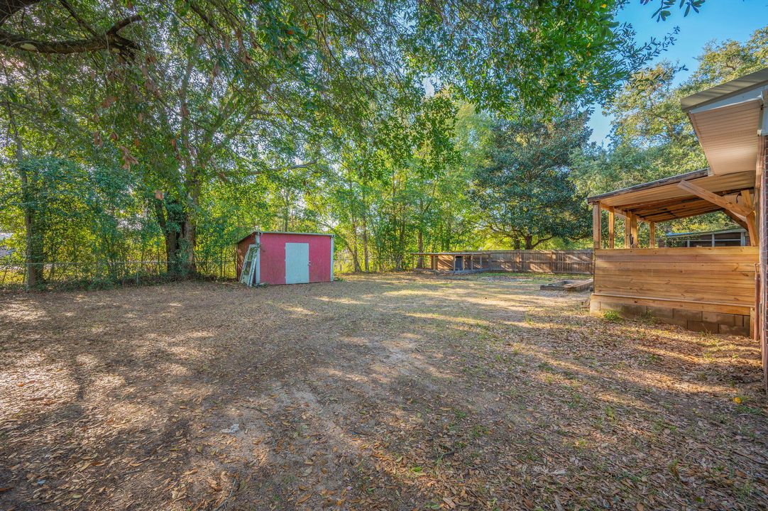 待售: $195,000 (3 贝兹, 1 浴室, 1252 平方英尺)