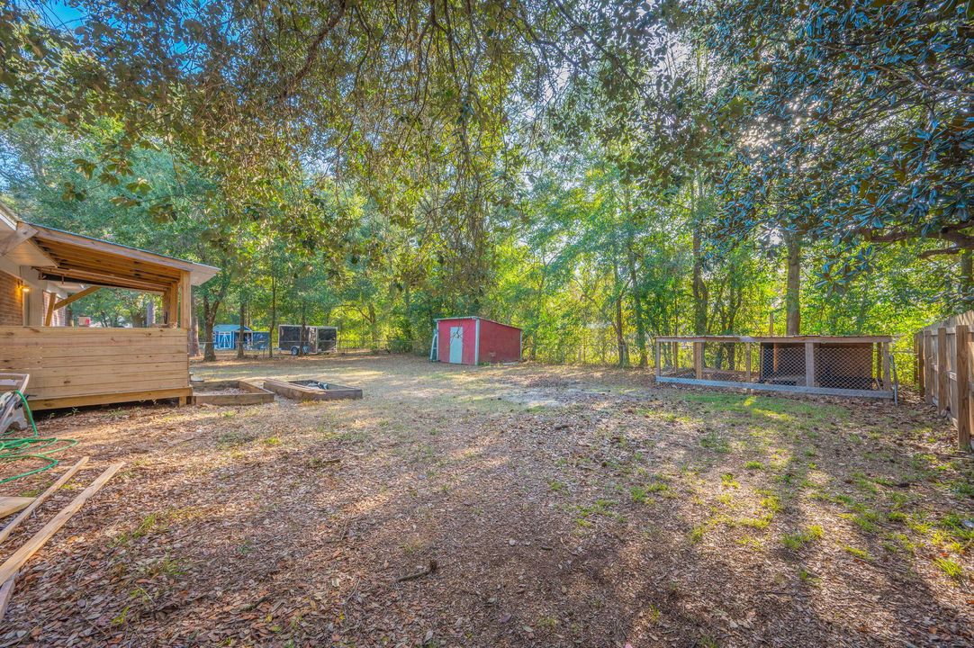 待售: $195,000 (3 贝兹, 1 浴室, 1252 平方英尺)