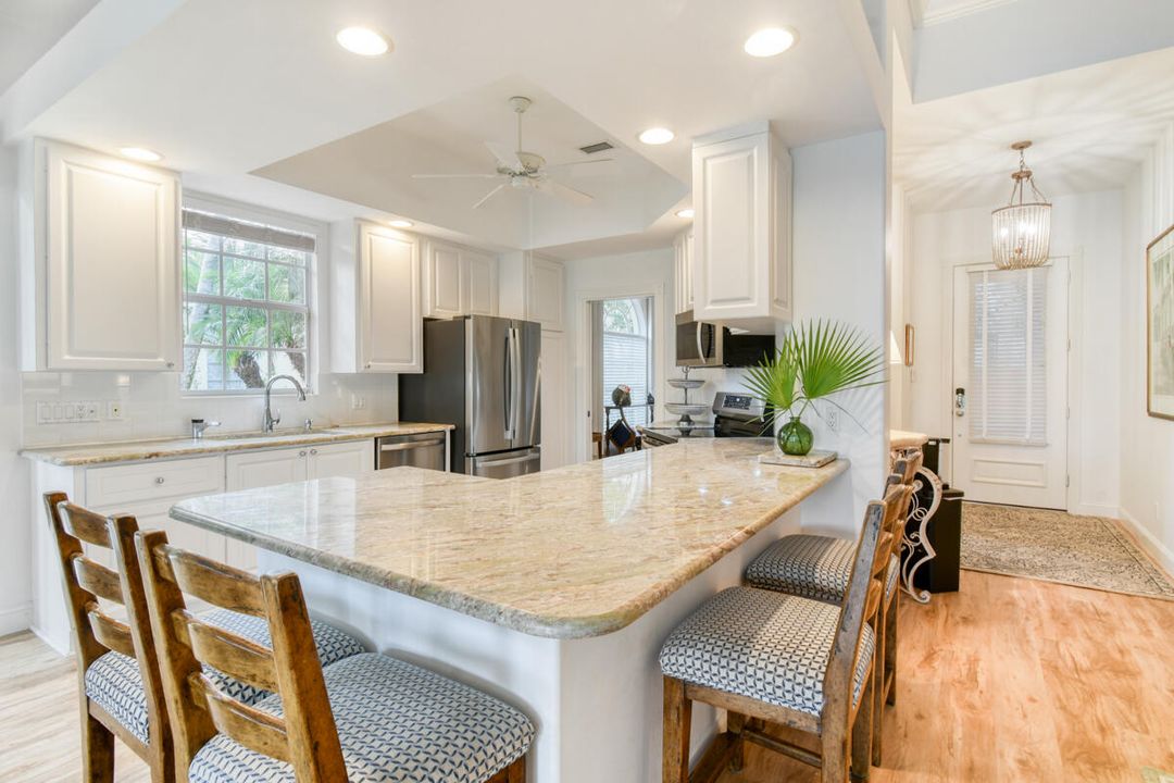 待售: $760,000 (3 贝兹, 3 浴室, 2186 平方英尺)