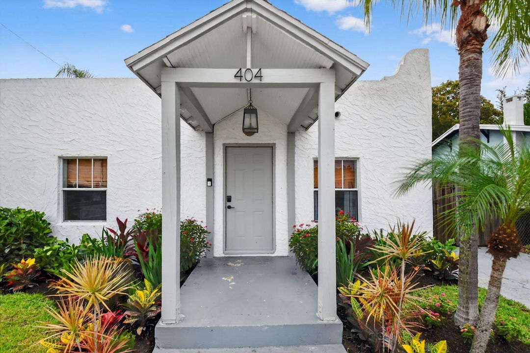 En Renta: $8,450 (4 camas, 3 baños, 1344 Pies cuadrados)