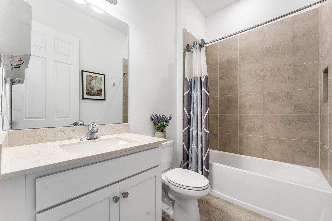 For Sale: $739,000 (3 beds, 3 baths, 2635 Square Feet)