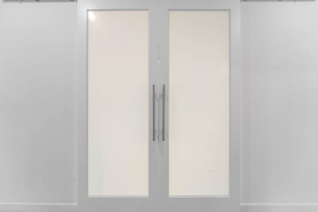 For Sale: $739,000 (3 beds, 3 baths, 2635 Square Feet)