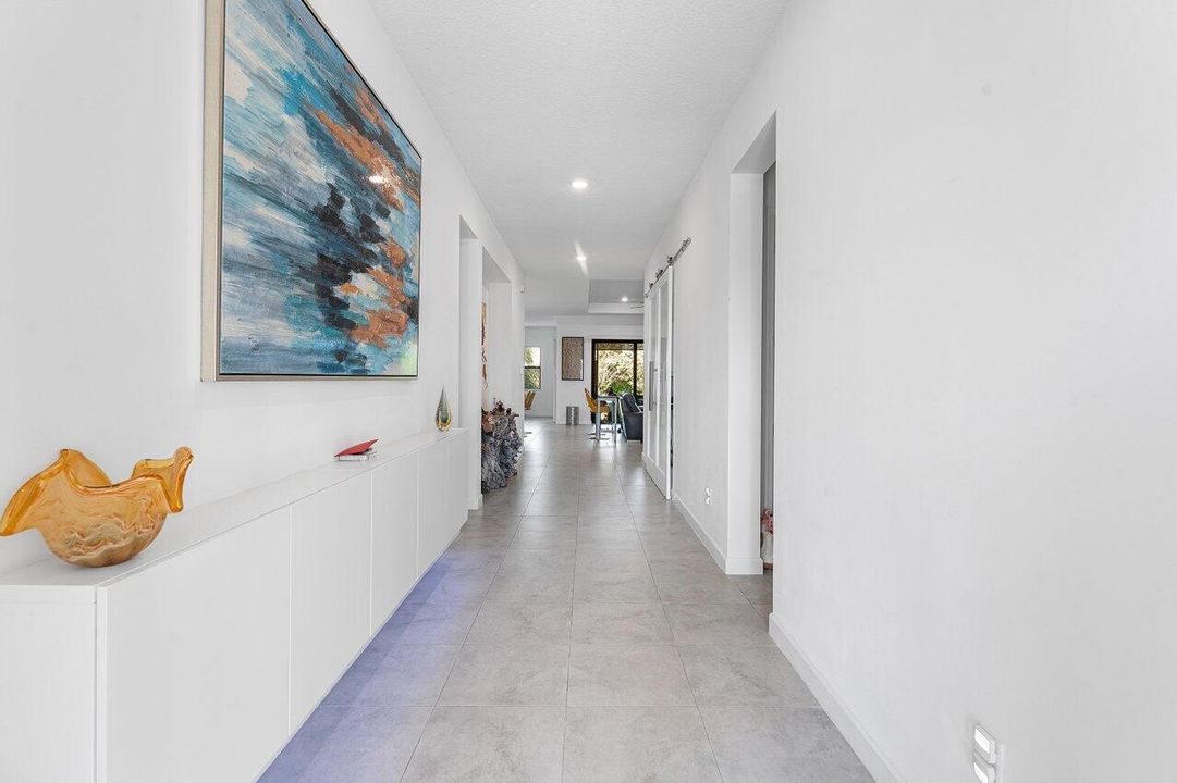 For Sale: $739,000 (3 beds, 3 baths, 2635 Square Feet)