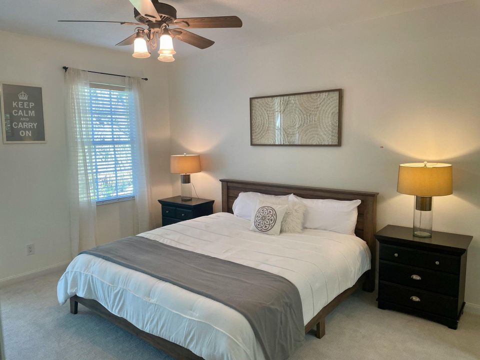 For Rent: $3,999 (3 beds, 2 baths, 1623 Square Feet)