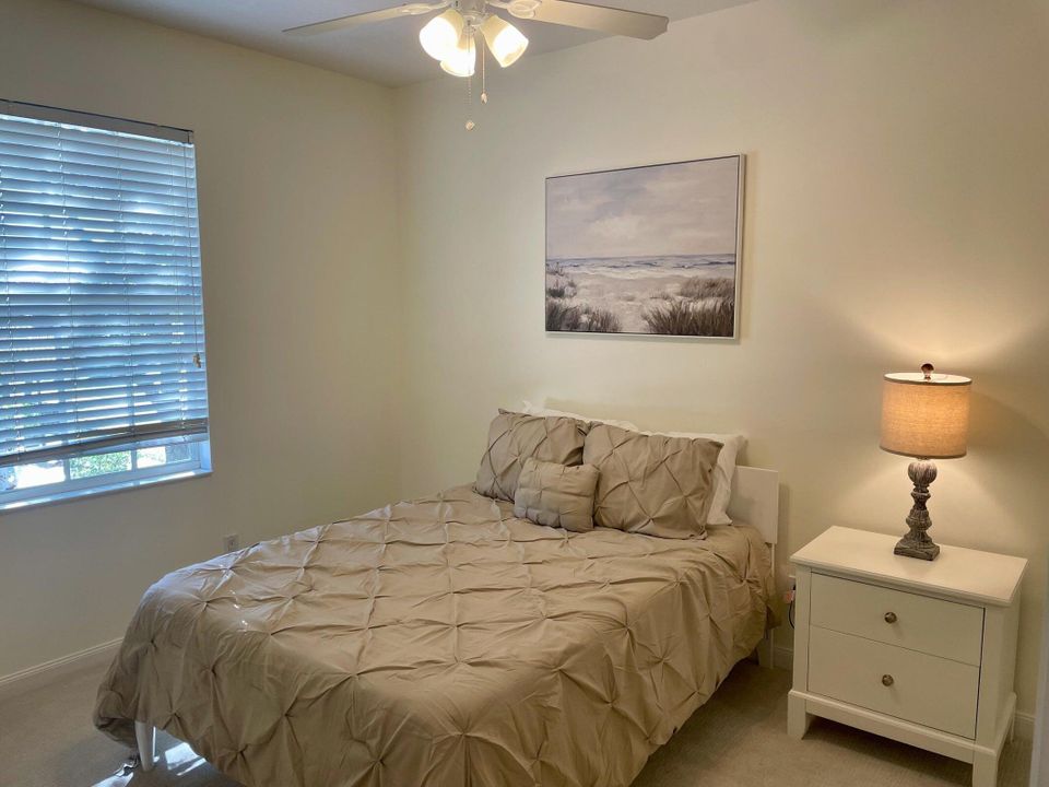 For Rent: $3,999 (3 beds, 2 baths, 1623 Square Feet)