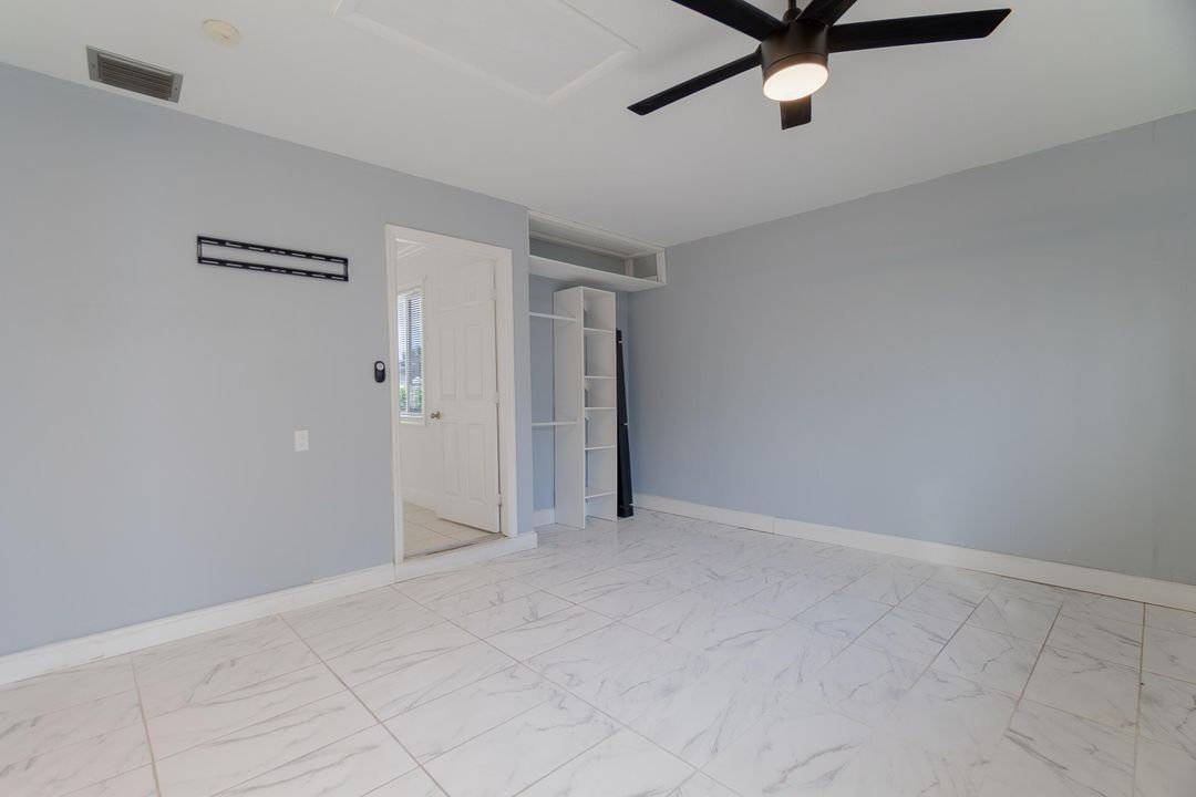 待售: $425,000 (3 贝兹, 1 浴室, 1220 平方英尺)