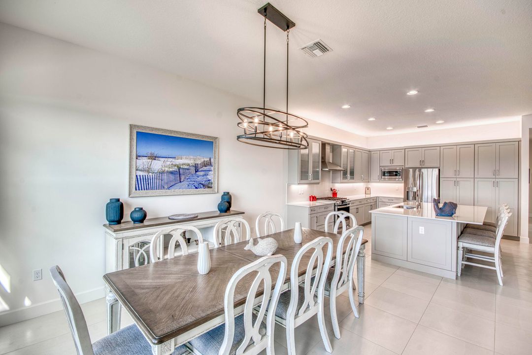 For Sale: $1,195,000 (3 beds, 3 baths, 2668 Square Feet)