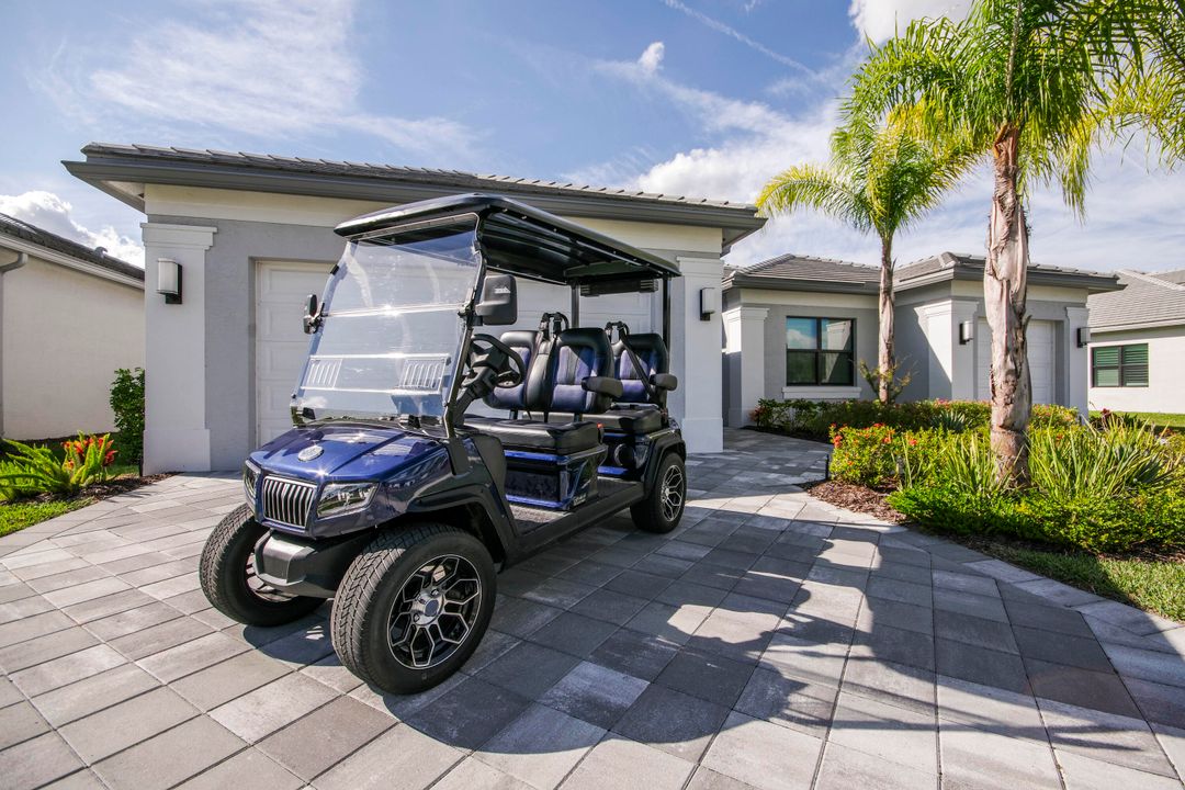 For Sale: $1,195,000 (3 beds, 3 baths, 2668 Square Feet)