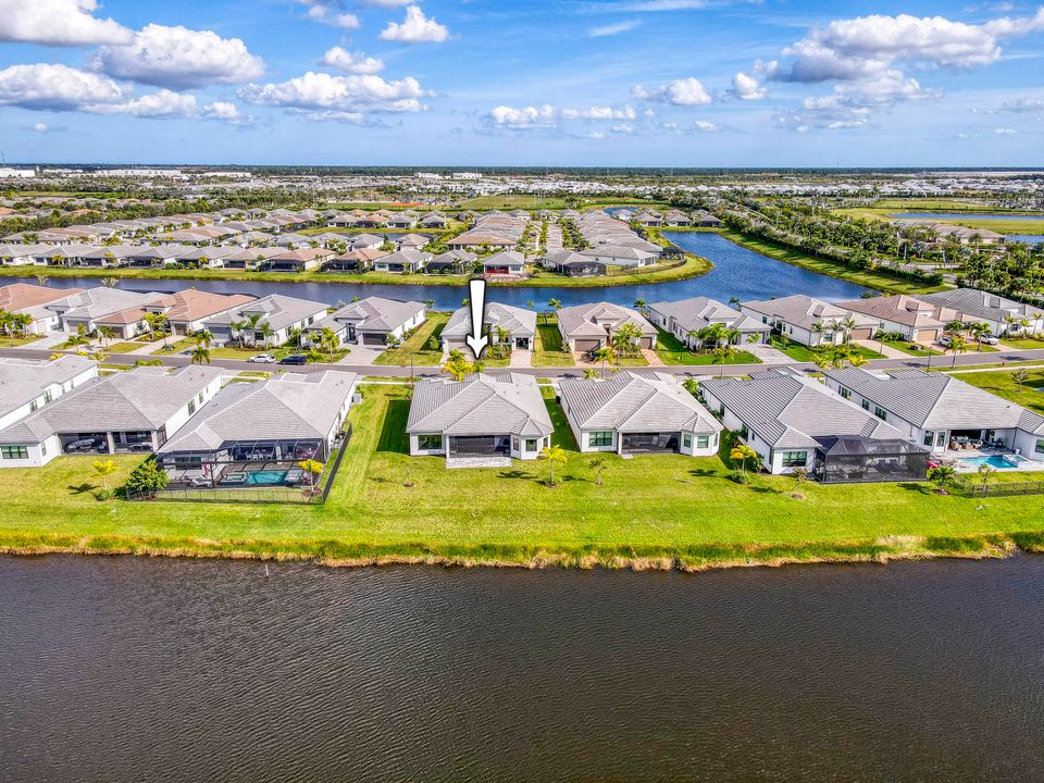 For Sale: $1,195,000 (3 beds, 3 baths, 2668 Square Feet)