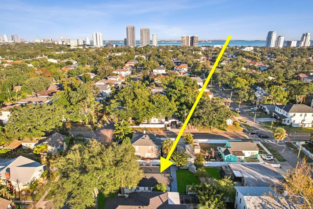 待售: $899,000 (2 贝兹, 2 浴室, 1320 平方英尺)