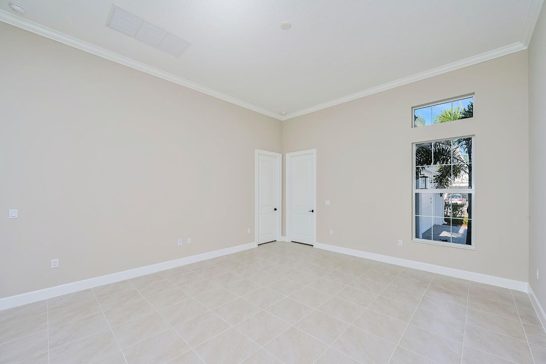 На продажу: $1,088,920 (5 спален, 5 ванн, 3752 Квадратных фут)