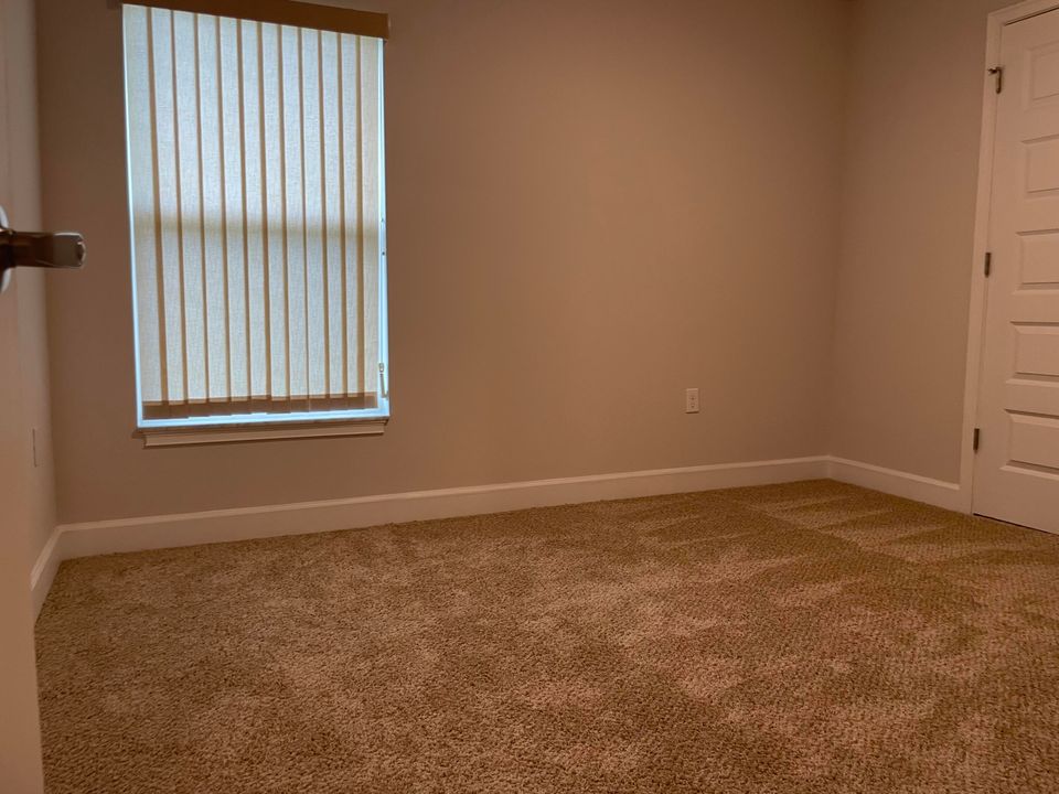 En Renta: $3,200 (4 camas, 3 baños, 2257 Pies cuadrados)