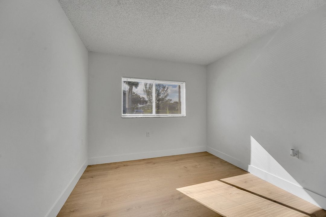 待售: $234,900 (3 贝兹, 2 浴室, 918 平方英尺)