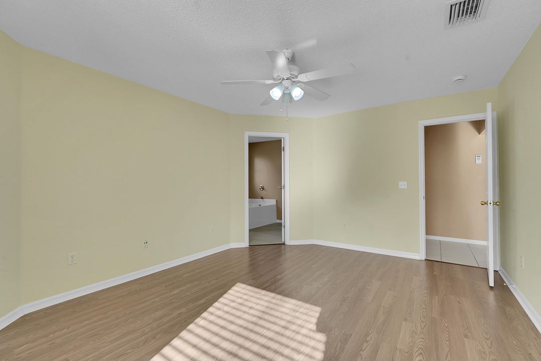 出租: $2,500 (4 贝兹, 3 浴室, 2434 平方英尺)